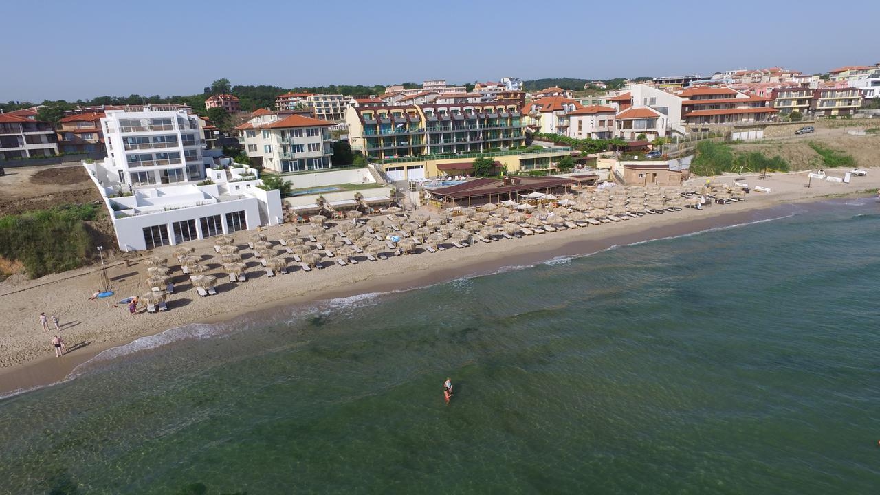 Selena Beach Family Hotel Sozopol Exterior photo